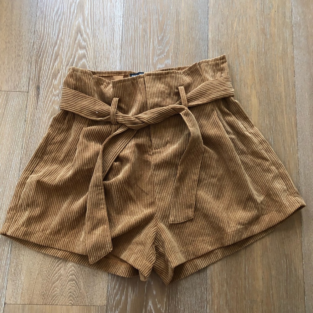 Cute Tan Shorts 💛🤎💛